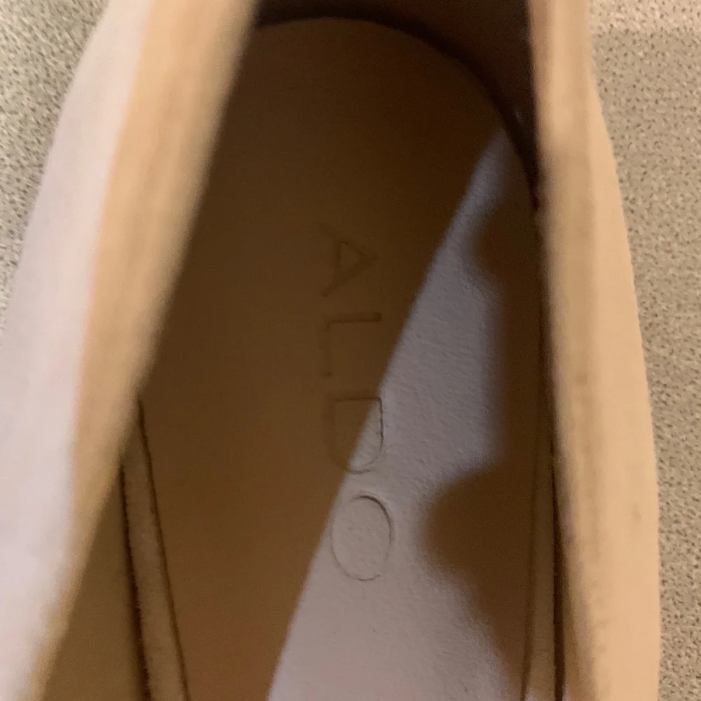 NWOB Aldo Tan Suede Like Loafers sz 8.5